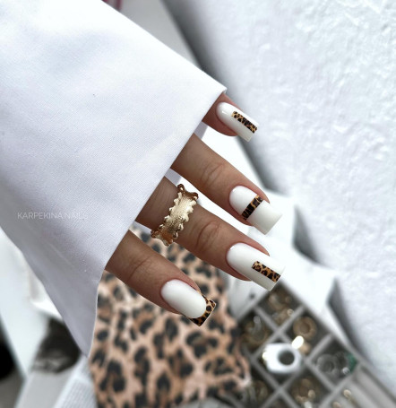 ONE NAIL &amp; GRAPE   Gel MODERN   #01   30г (шайба)    Гель для моделирования средней консистенции для верхних форм   Limited