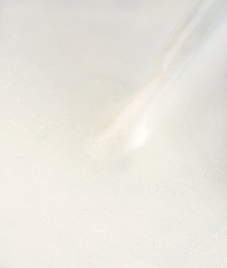 IQ BEAUTY Gold Hardener WHITE 12,5мл Укрепитель для ослабленных и ломких ногтей с коллоидным золотом