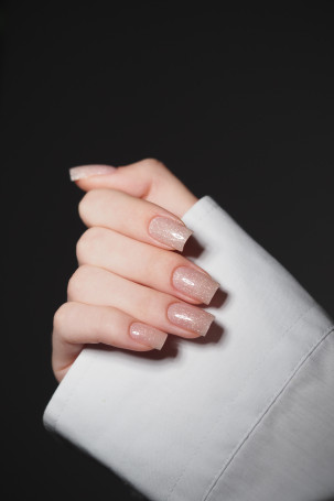 NAIL REPUBLIC   Gel NUDE FLASH   #251   15г   Гель  для моделирования средне-жидкий светоотражающий
