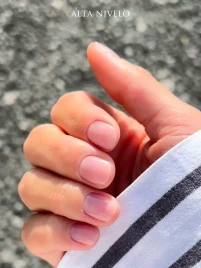 ALTA NIVELO Лак-укрепитель для ногтей 10мл HARDENER