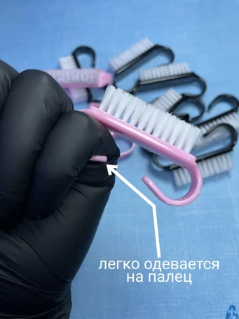 NAIL ART   Щетка-сметка розовая МЯГКАЯ
