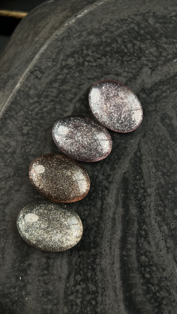 GRAPE      Гель-лак кошачий глаз светоотрающий   15мл    CAT EYES   #16