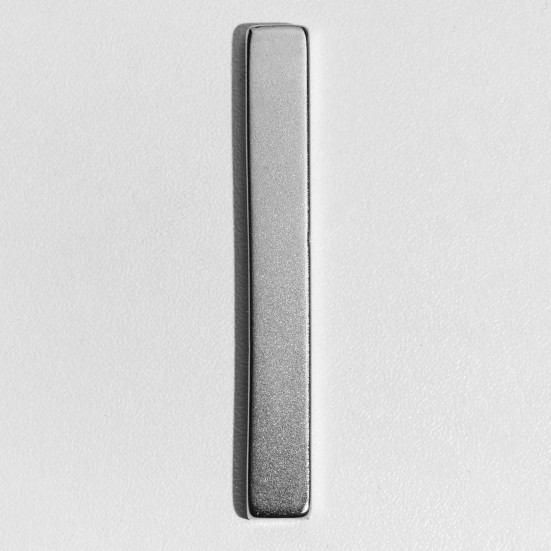 NAIL REPUBLIC   Магнит   8*60мм   прямоугольный для гель-лака кошачий глаз