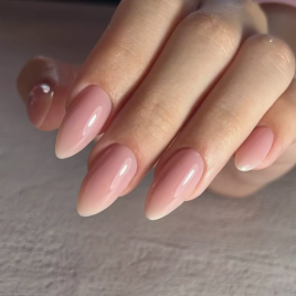 BSG KONFITYUR HB #13 НИЗКАЯ ВЯЗКОСТЬ 13г (шайба) Гель для моделирования средне-жидкий полупрозрачный