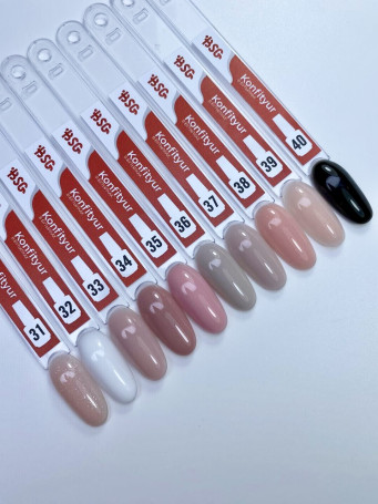 BSG   KONFITYUR во флаконе   #031   НИЗКАЯ ВЯЗКОСТЬ   20мл   Гель для моделирования средне-жидкий с шиммером