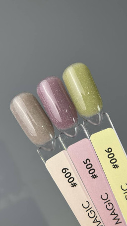 GRAPE   База светоотражающая  15мл  Base MAGIC   №06   Limited