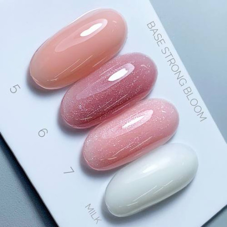 BLOOM   Base Strong MILK   50мл (бутылка)   База камуфлирующая жесткая молочная